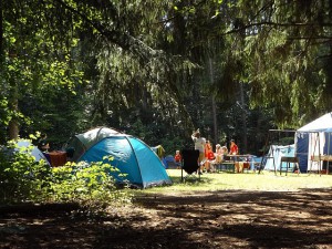camp-1163419_640