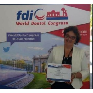 ISDIN premio Estudio odontología general