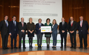 La ministra de Sanidad presenta el Plan de colaboracin para la mejora de la composicin de los alimen