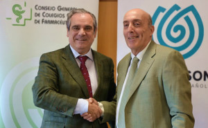 FOTO: Jesús Aguilar, presidente del CGCOF, y Leopoldo Cabrera de la Federación Española de Párkinson