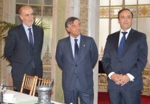 José Manuel Galdón, consejero delegado del Grupo TPI Luis J. González Díez, presidente del COFM, y Eduardo Pastor, presidente del Grupo Cofares