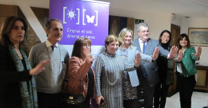 De izquierda a derecha: Mercedes Hualde, directora técnica de Cenfarte; Héctor Fernández Llaca, dermatólogo; Matilde Ruiz, presidenta de la Asociación Lupus de Cantabria (ALDEC); María Luisa Real, consejera de Sanidad de Cantabria; Rita de la Plaza, presidenta del Colegio Oficial de Farmacéuticos de Cantabria; Antonio Torres, presidente de la Federación de Asociaciones de Catalunya (FEFAC); Inés Mata, directora técnica de Cofas; y Sofía Barceló, directora de Relaciones Institucionales y Dirección Técnica en Alliance Healthcare.