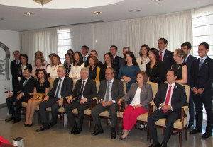 Foto de familia de la nueva Junta de Gobierno del COFCO, con Casaño a la cabeza
