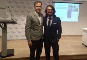 De izda. a dcha.: Nacho Migoya y Edgar Abarca antes del inicio de la jornada.