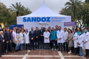 El Colegio de Farmacéuticos de Sevilla y Sandoz llevan “La Carpa de la Salud” a la capital hispalense