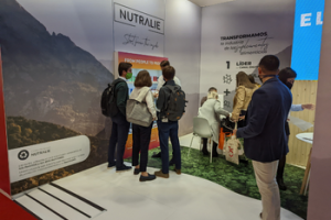 NUTRALIE-STAND