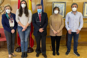 De izda. a dcha., Mercedes González Gomis, Isabel Campos del Portillo, Luis González Díez, Remedios Piñol Carrió y Miguel Trullén Sáez